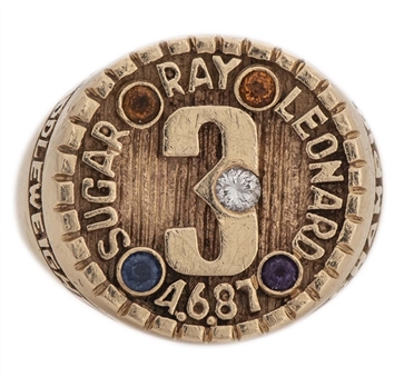 Sugar Ray Leonard MiddleWeight Championship Ring Presented to His Staff